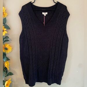 Umgee Grey V-Neck Sweater Vest